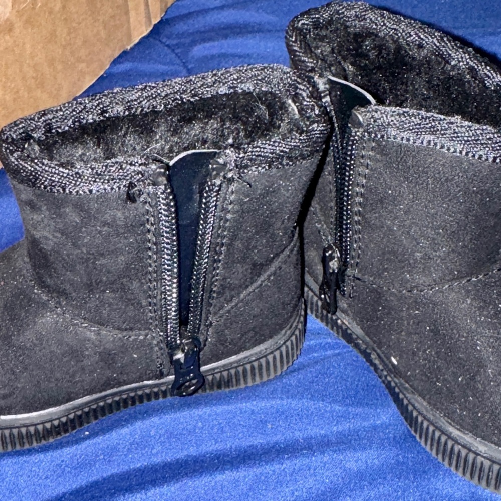 Cozy Black Kids Boots